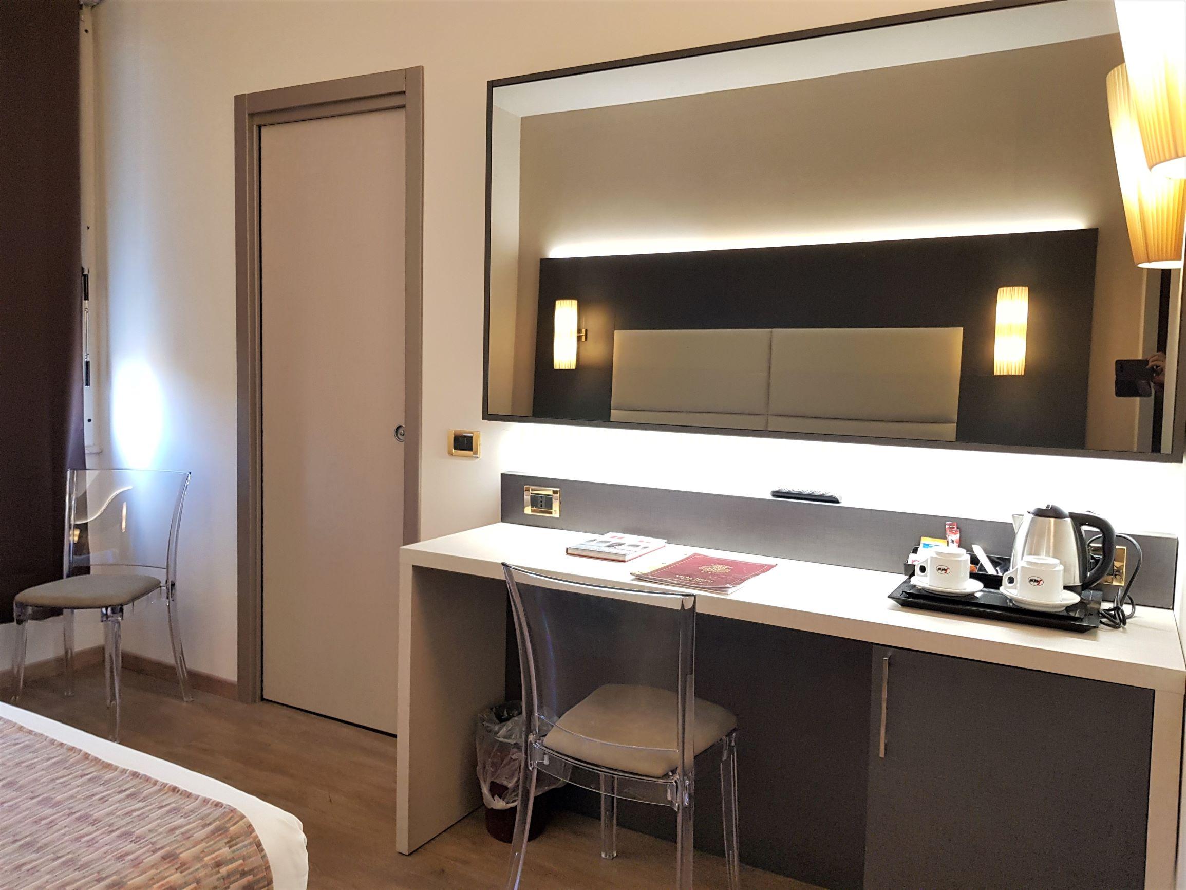 Astra Hotel Ferrara Dış mekan fotoğraf