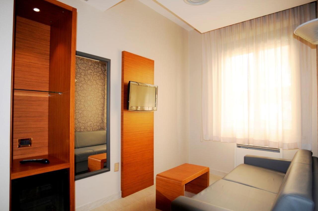 Astra Hotel Ferrara Dış mekan fotoğraf